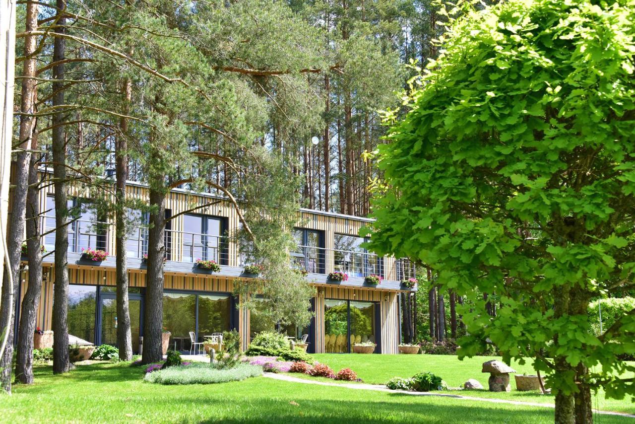 Pusu Takas Hotel Andrioniskis ภายนอก รูปภาพ